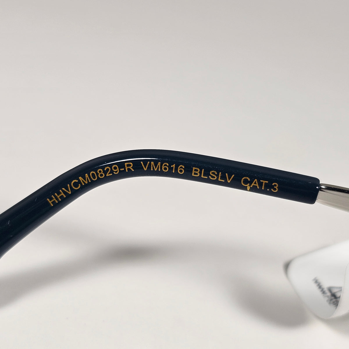 Vince Camuto Turbo Aviator Sunglasses Blue Silver Smoke Gradient VM616 BLSLV