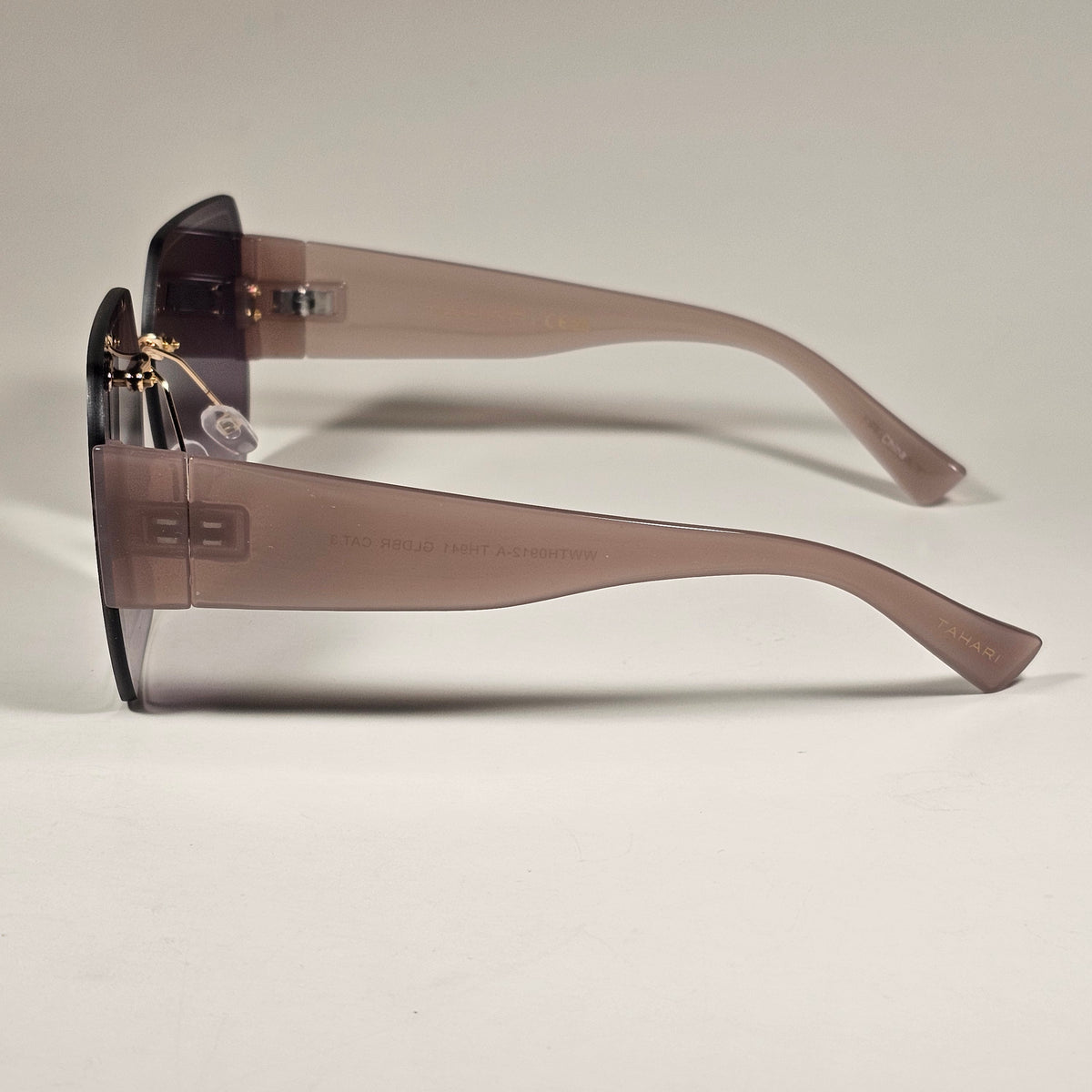 Tahari Rimless Geometric Sunglasses Nude Frame Smoke Gradient Lens TH941 GLDBR