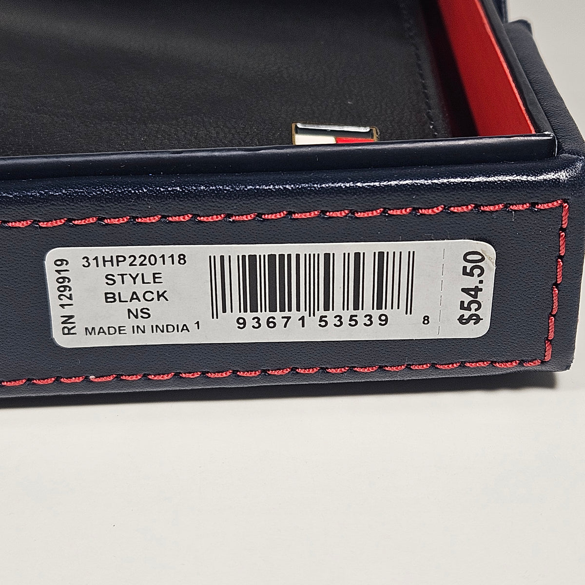 Tommy Hilfiger Mens Bifold Black Leather Wallet And Valet Passcase 31HP220118