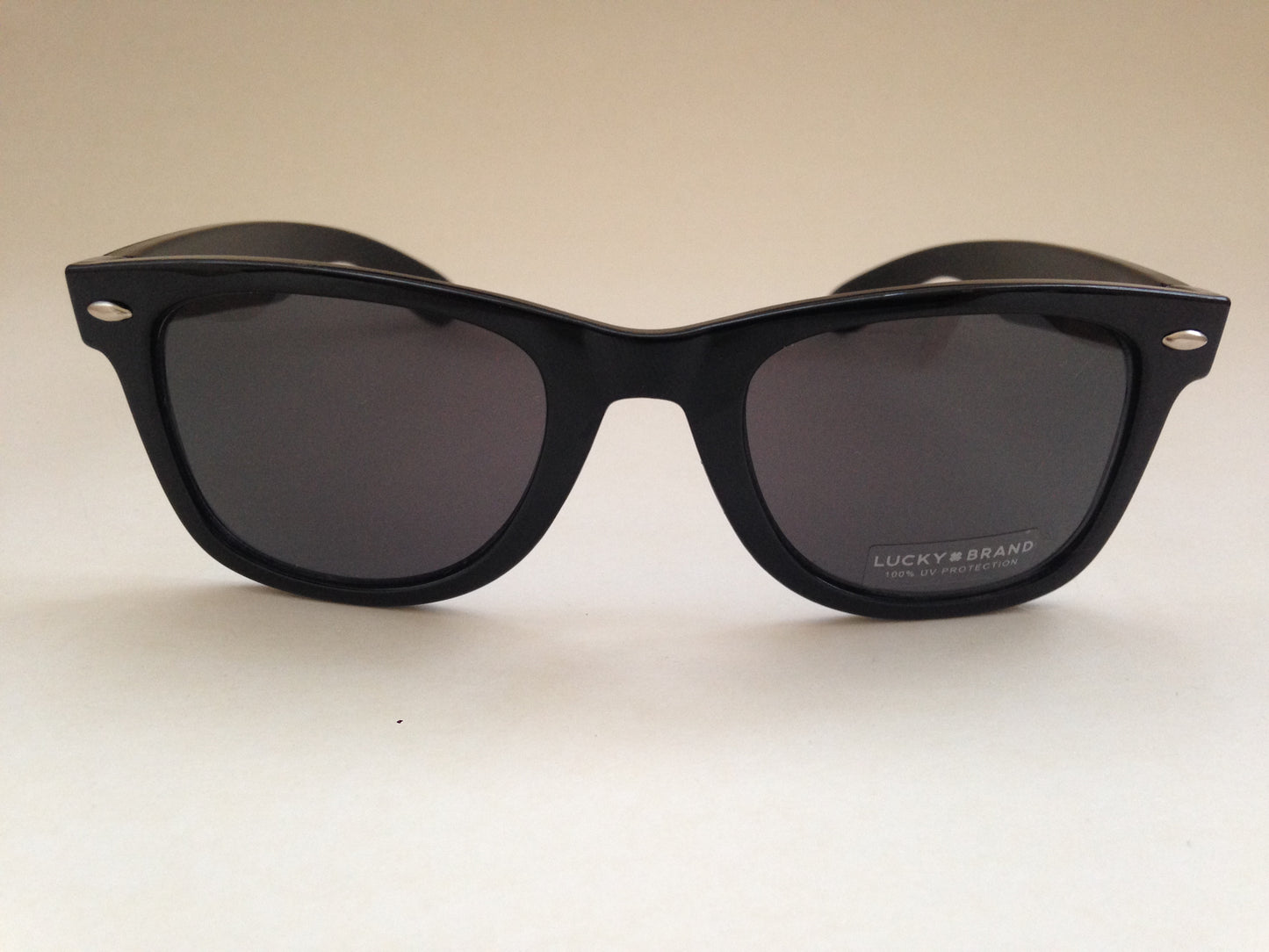 Lucky Brand Dusk Sunglasses Classic Retro Square Frame Shiny Black Frame / Gray Lens