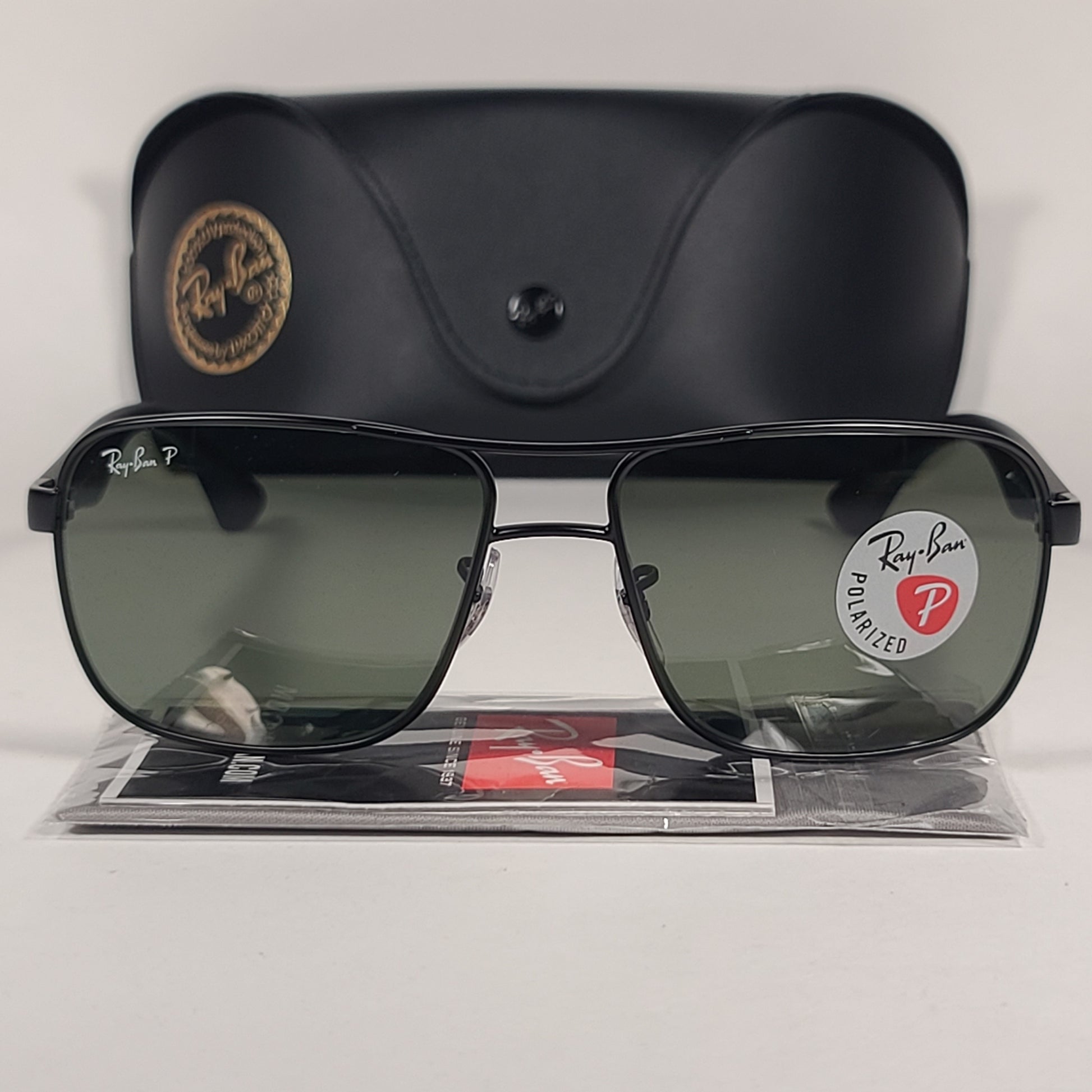 Ray-Ban Polarized Navigator Sunglasses RB3516 006/9A Matte Black Frame Green Classic Lens Rectangle Shape - Sunglasses