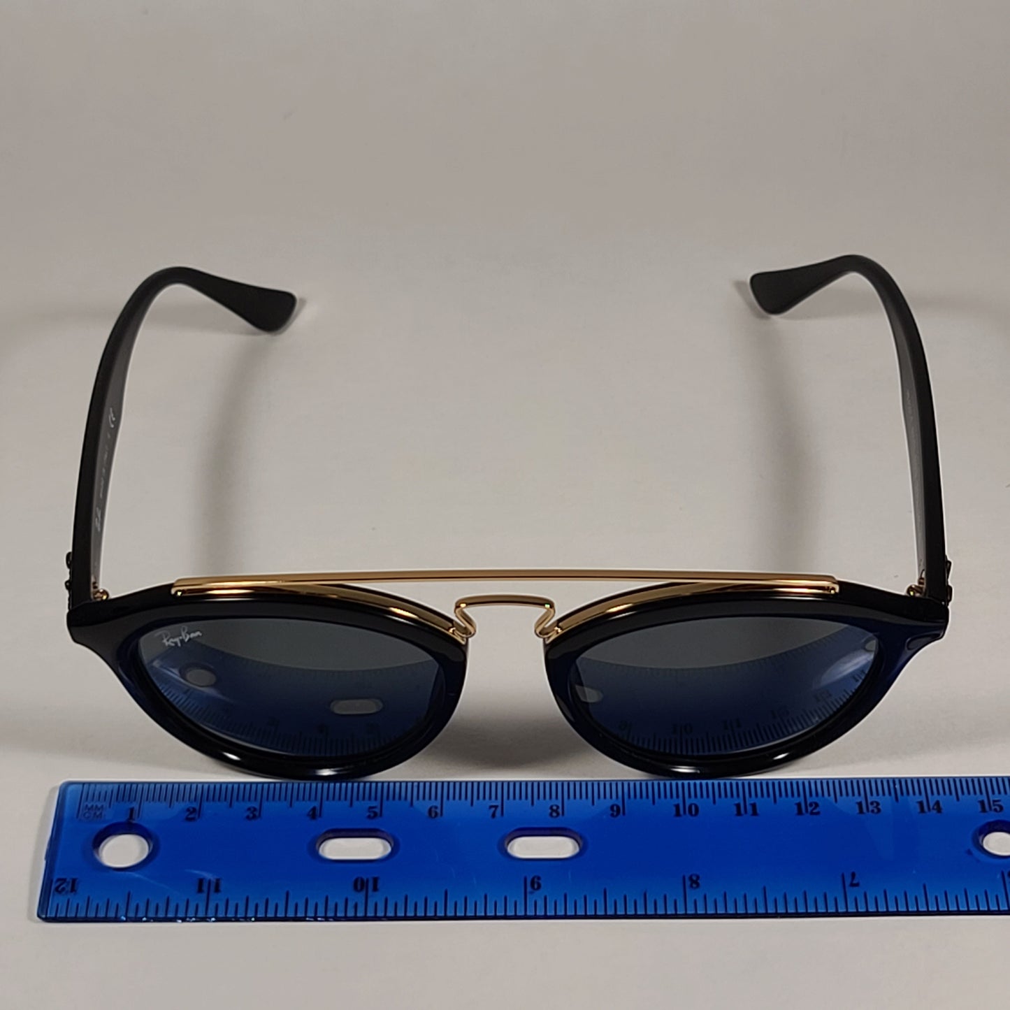 Ray-Ban Small Gatsby Round Sunglasses Shiny Black Frame Gold Trim Green Lens RB4257F 601/71 - Sunglasses