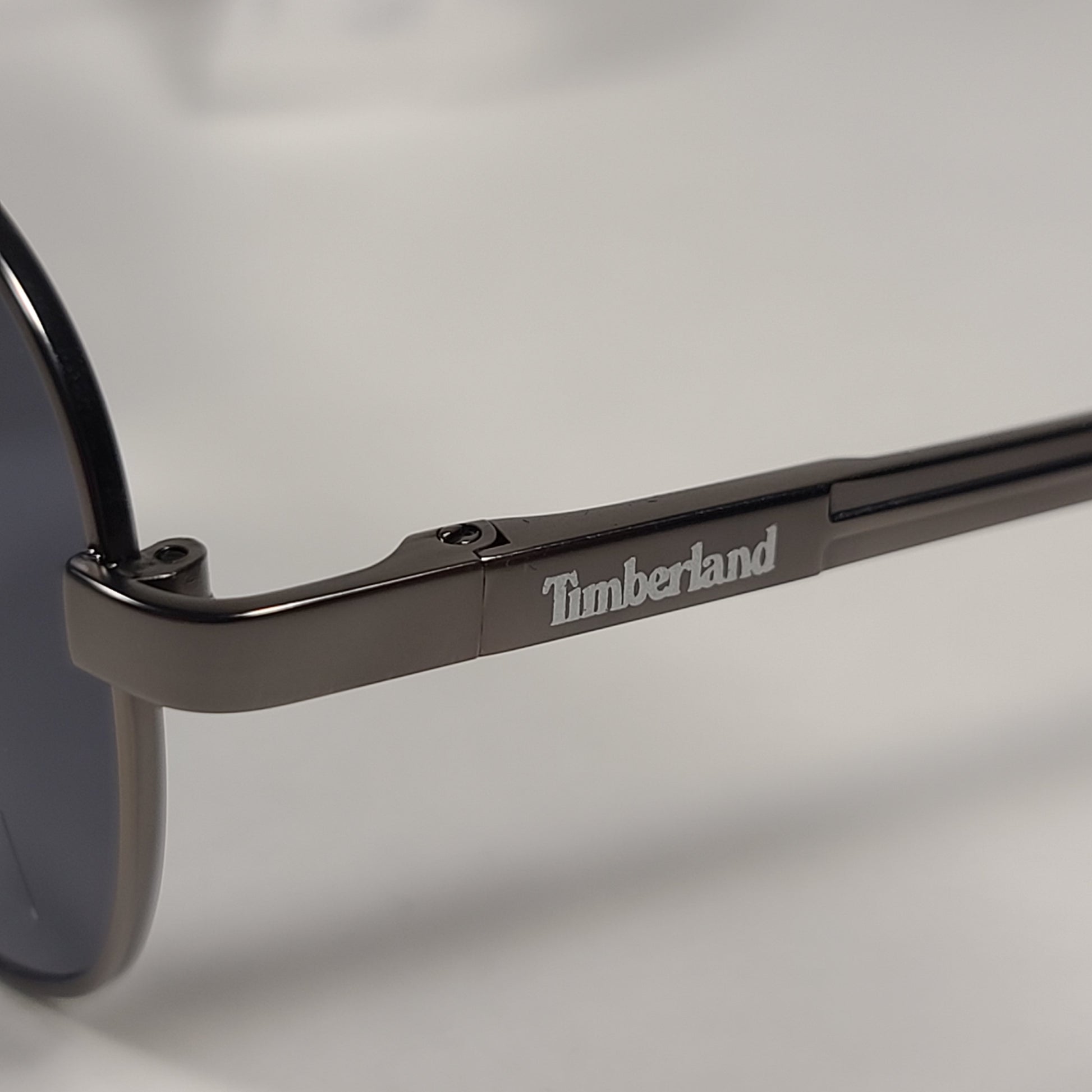 Timberland Aviator Sunglasses Gunmetal Gray Frame Gray Tinted Lens TB7147 09A - Sunglasses
