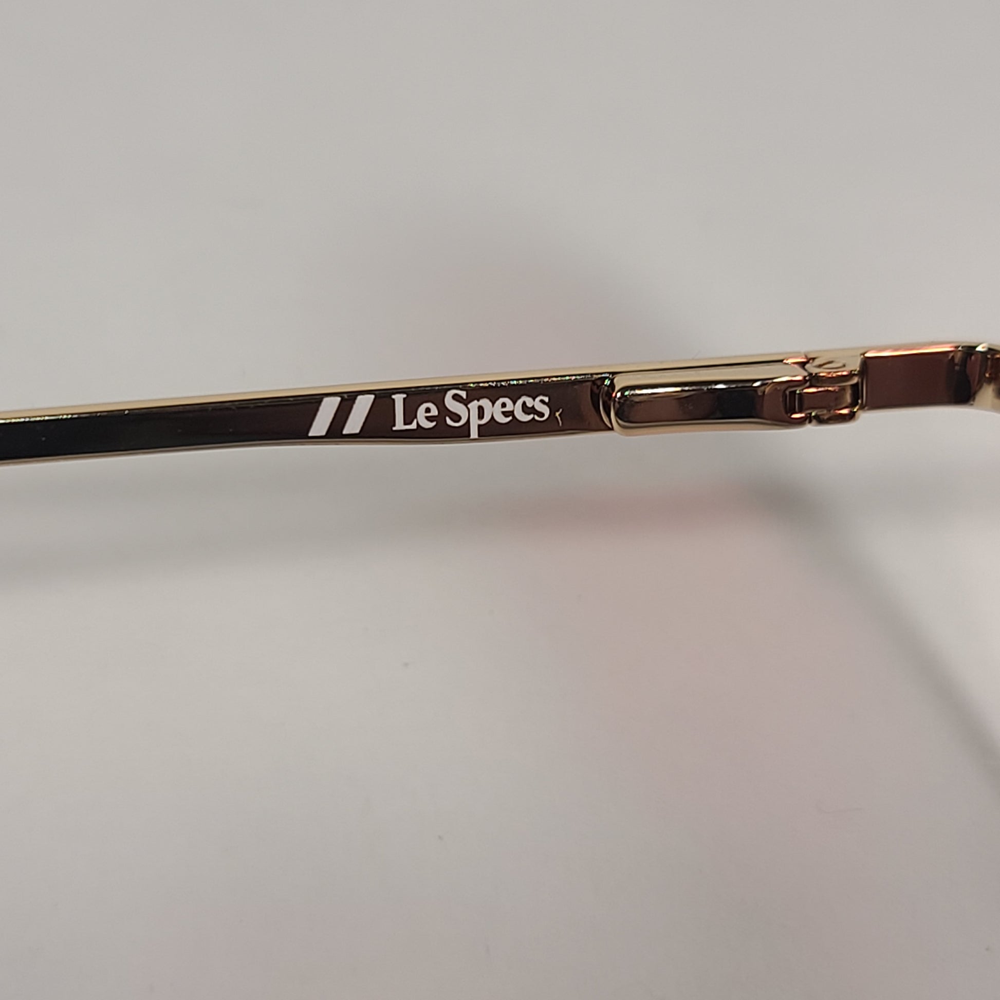 Le Specs Say My Name Round Sunglasses Gold Tone Metal Frame Pink Clear Gradient Lens LSP1802457 - Sunglasses