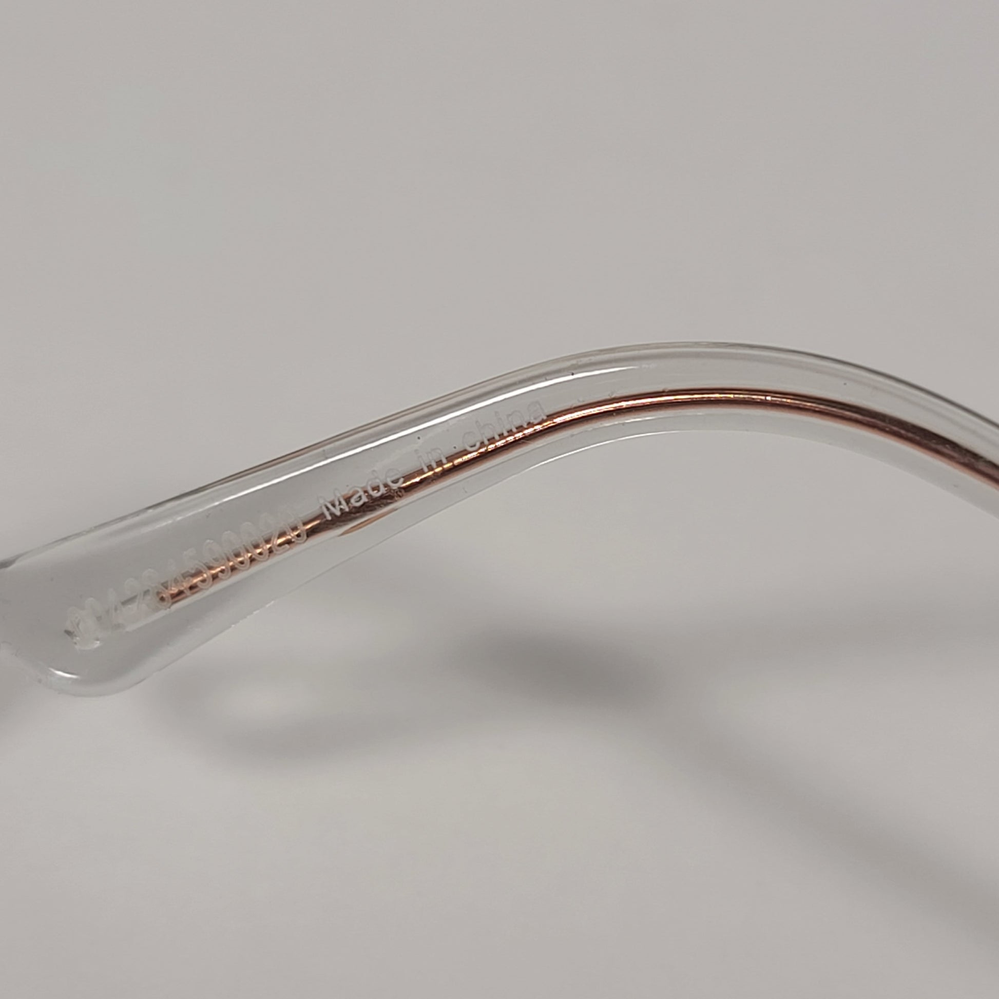 Guess Small Heart Sunglasses Gold Tone Metal Frame Rainbow Flash Lens GF4008 32W - Sunglasses