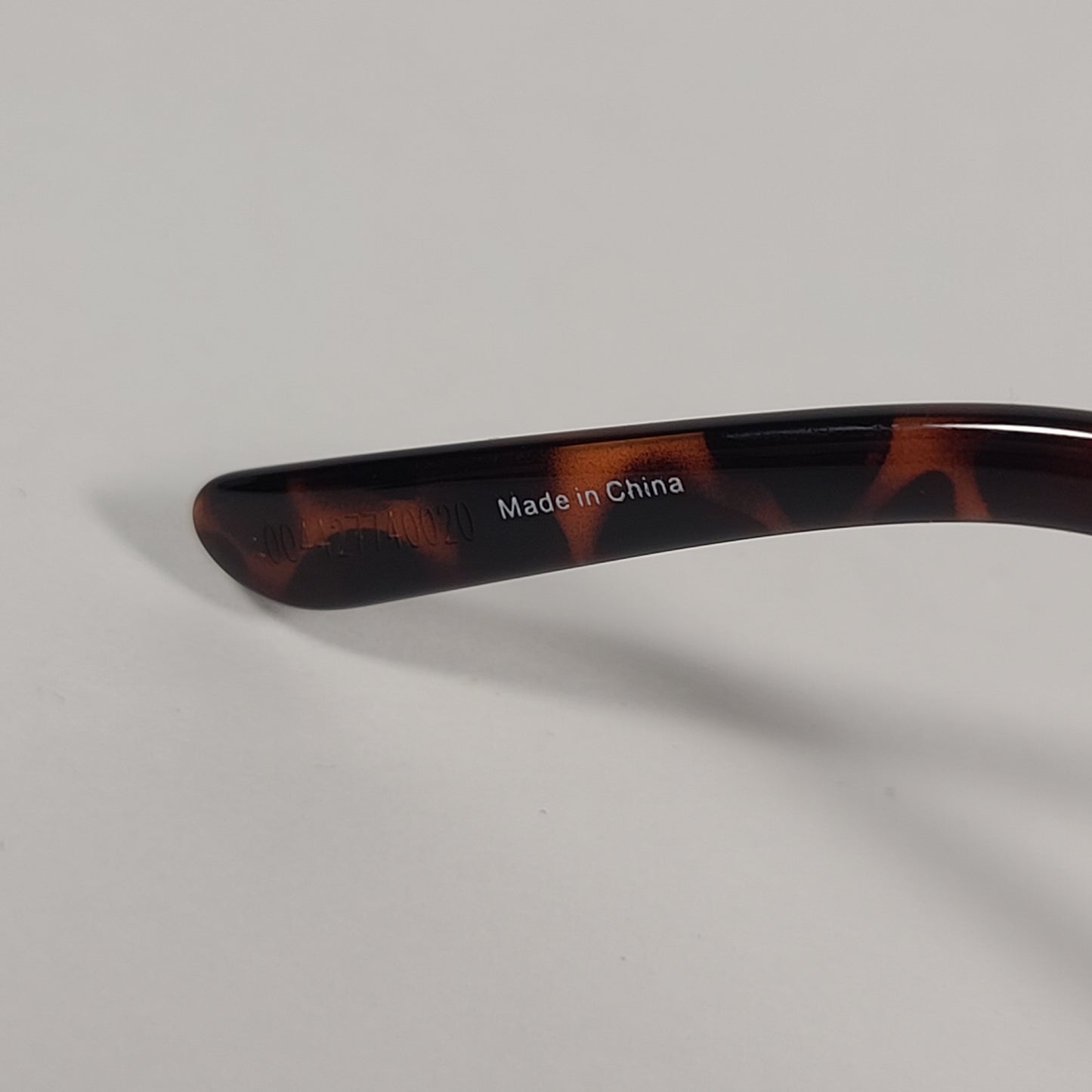 Guess Oversized Sunglasses Brown Tortoise Brown Gradient GF0390 52F - Sunglasses