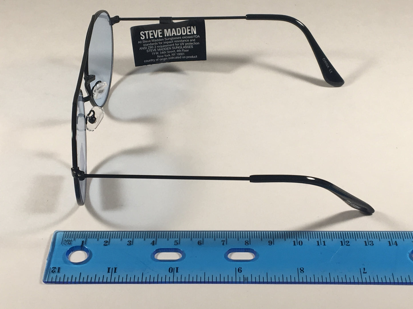 Steve Madden Round Sunglasses Black Metal Frame Light Blue Lens Sm485102 Bkbl - Sunglasses
