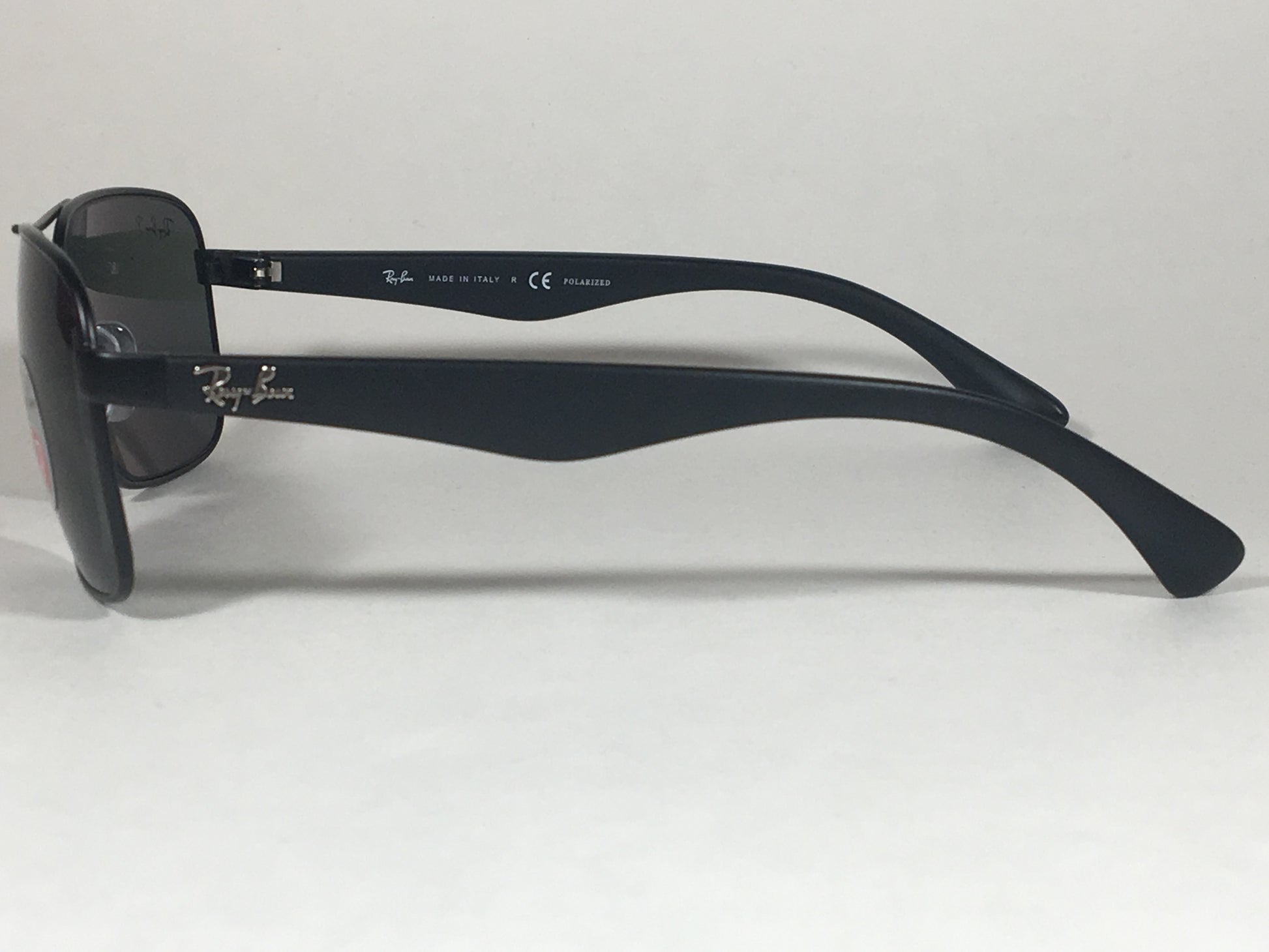 Ray-Ban Polarized Navigator Sunglasses Rb3516 006/9A Matte Black Frame Green Classic Lens Rectangle Shape - Sunglasses