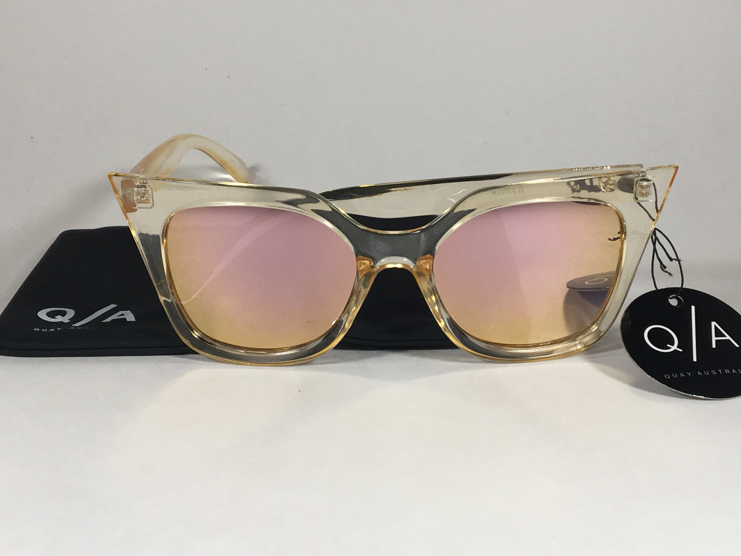 Quay Harper Sunglasses Cat Eye Clear Gold Plastic Gold Pink Mirror Lens Qw000157 Gold/gold - Sunglasses