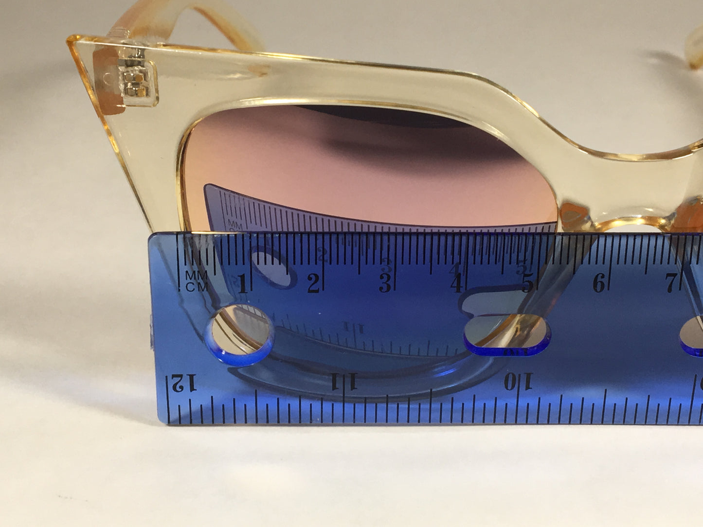 Quay Harper Sunglasses Cat Eye Clear Gold Plastic Gold Pink Mirror Lens Qw000157 Gold/gold - Sunglasses