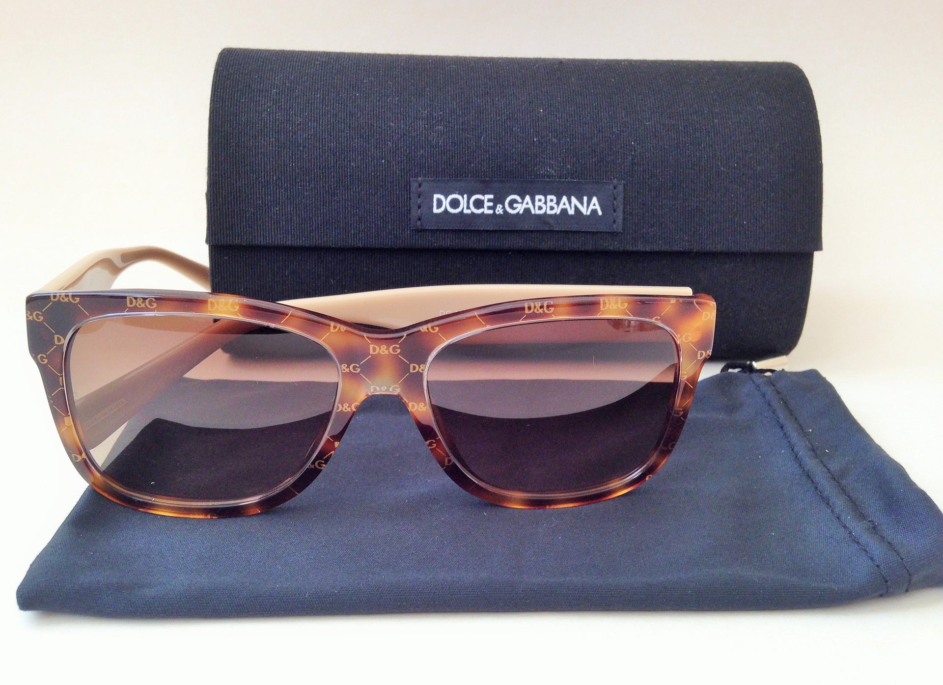 Dolce & Gabbana ブラウン サングラス Dolce Gabbana Womens Square Sunglasses D&G Havana Brown Logo Mens