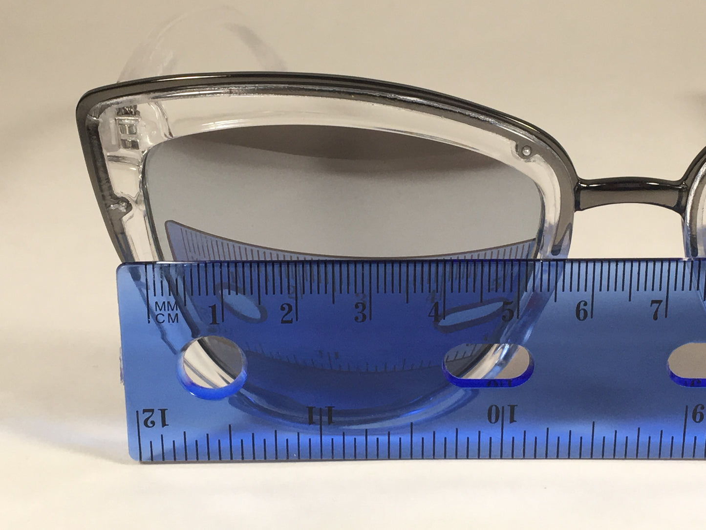 Quay My Girl Sunglasses Cat Eye Clear Crystal Silver Gray Mirror Lens Qw000065 Clr/slv - Sunglasses