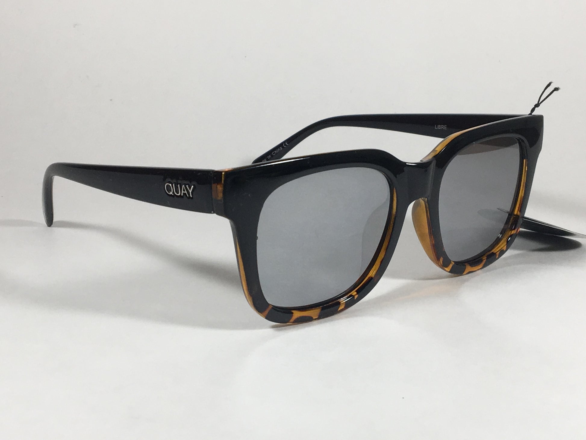 Quay Libre Sunglasses Square Black Gloss Tortoise Silver Gray Mirror Lens Qu000158 Tort/slv - Sunglasses
