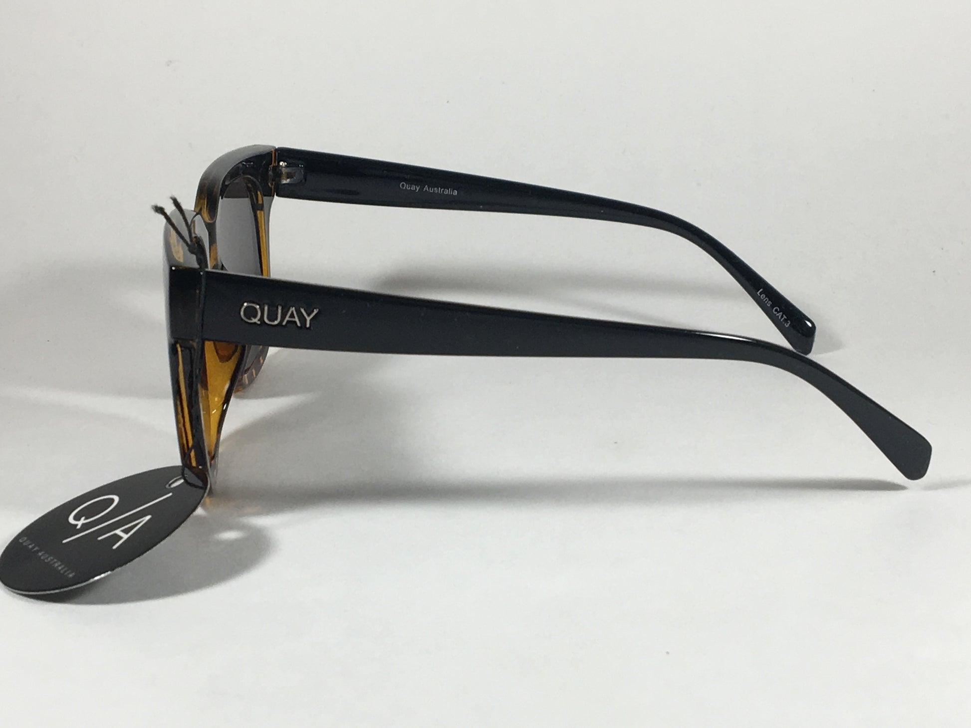 Quay Libre Sunglasses Square Black Gloss Tortoise Silver Gray Mirror Lens Qu000158 Tort/slv - Sunglasses