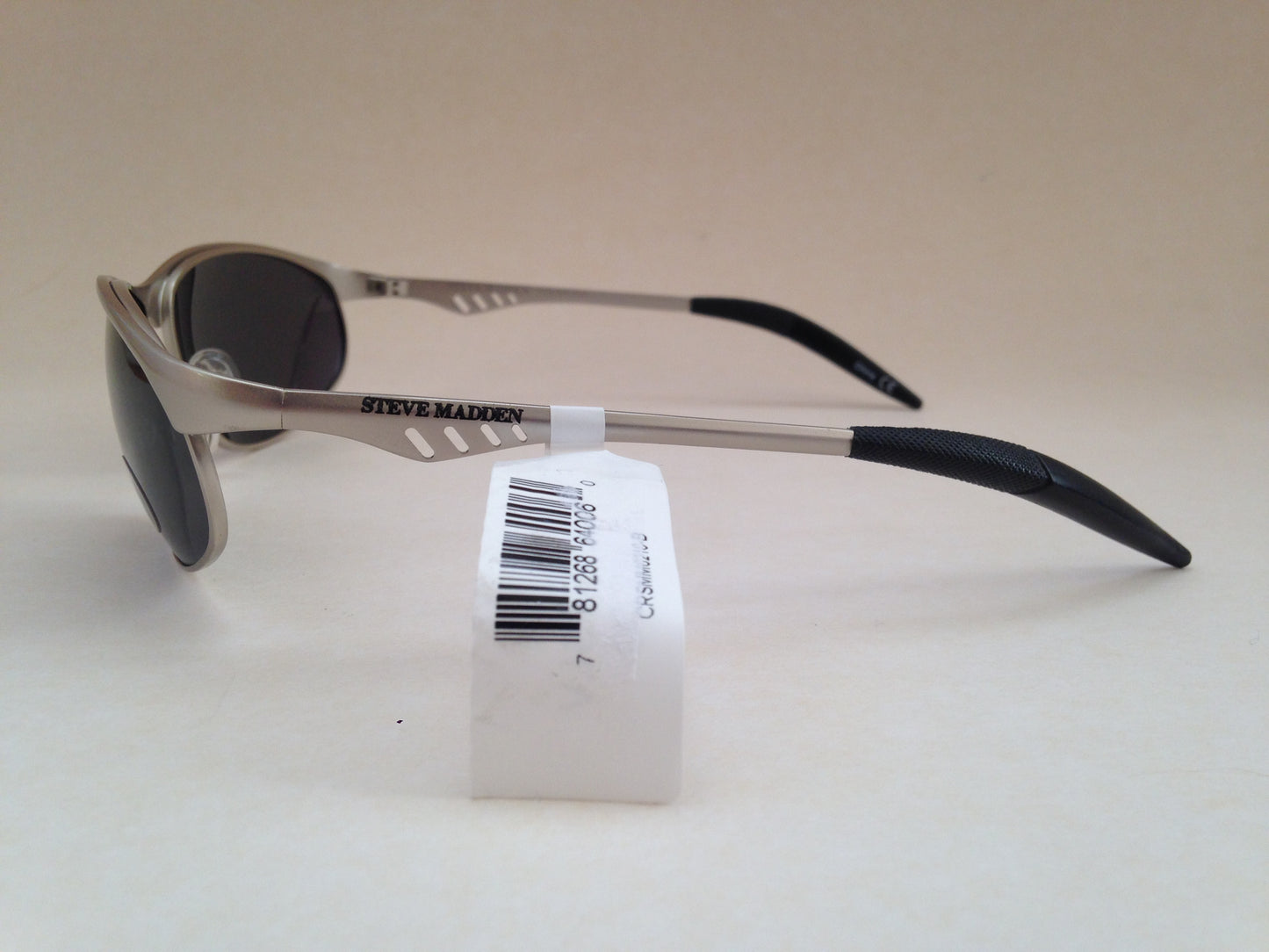 Steve Madden Polarized Sport Sunglasses Silver Metal Frame Gray Lens S3047P Slv - Sunglasses
