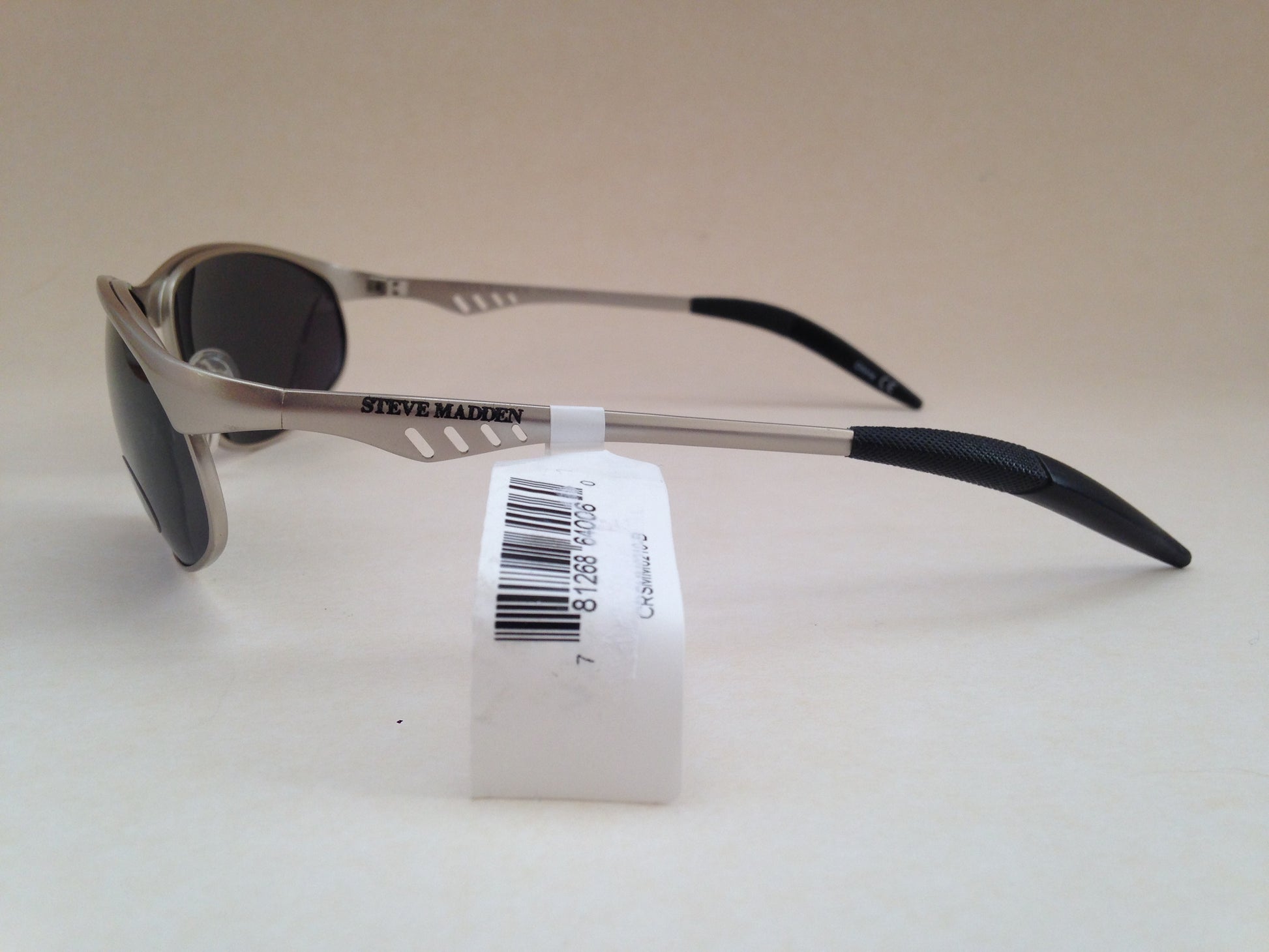 Steve Madden Polarized Sport Sunglasses Silver Metal Frame Gray Lens S3047P Slv - Sunglasses