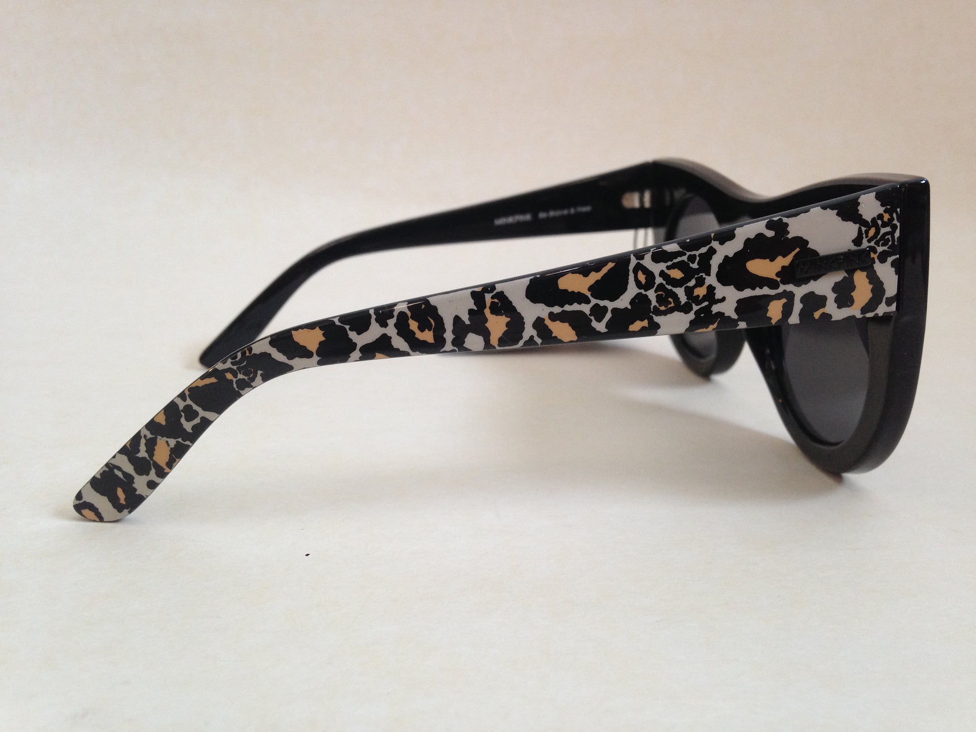 Minkpink Sunglasses New Authentic Double Cross Round Cat Eye Black With Leopard - Sunglasses