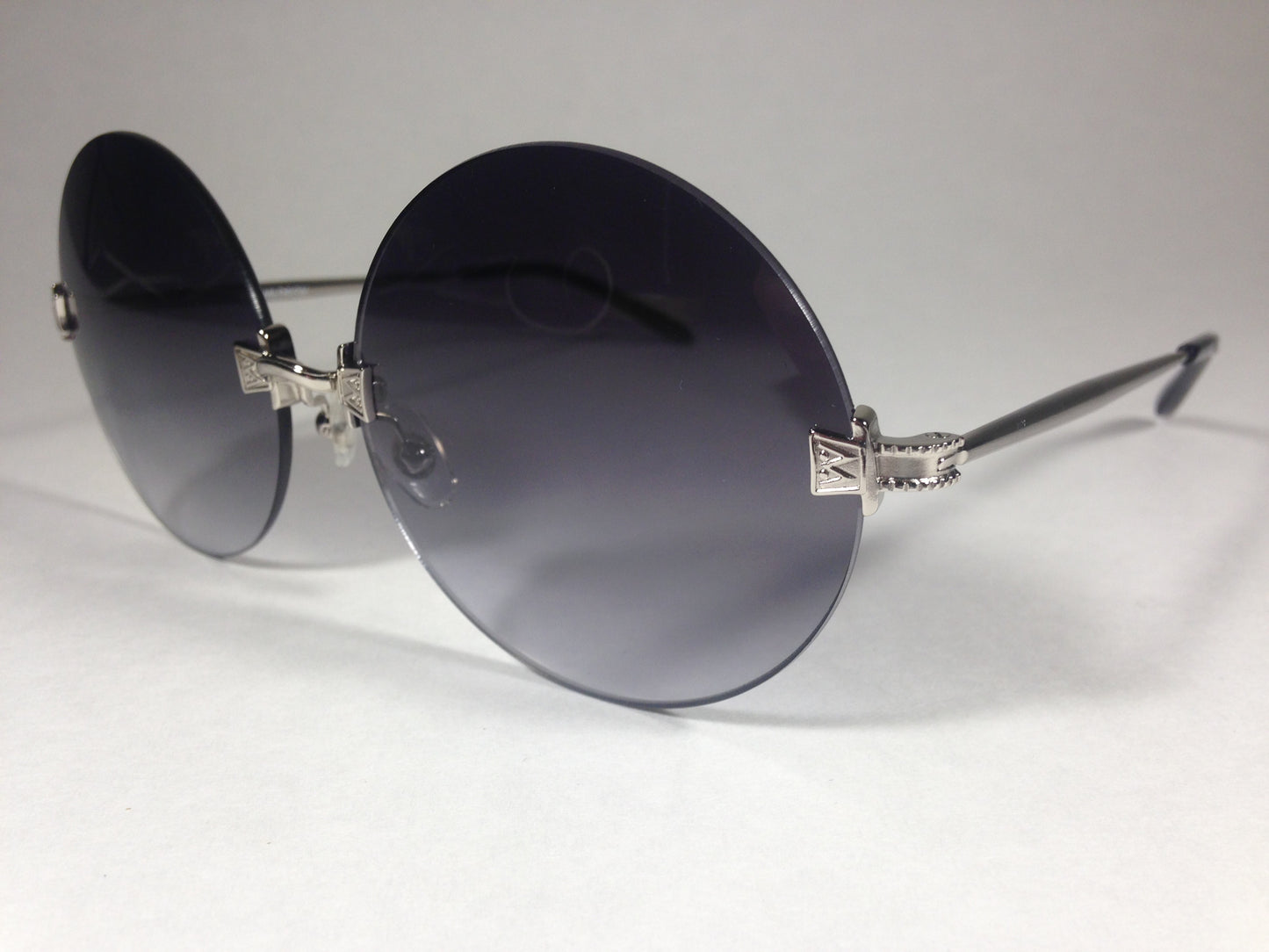 Wildfox Pearl Sunglasses Round Silver Gray Metal Frame Gray Gradient Lens - Sunglasses