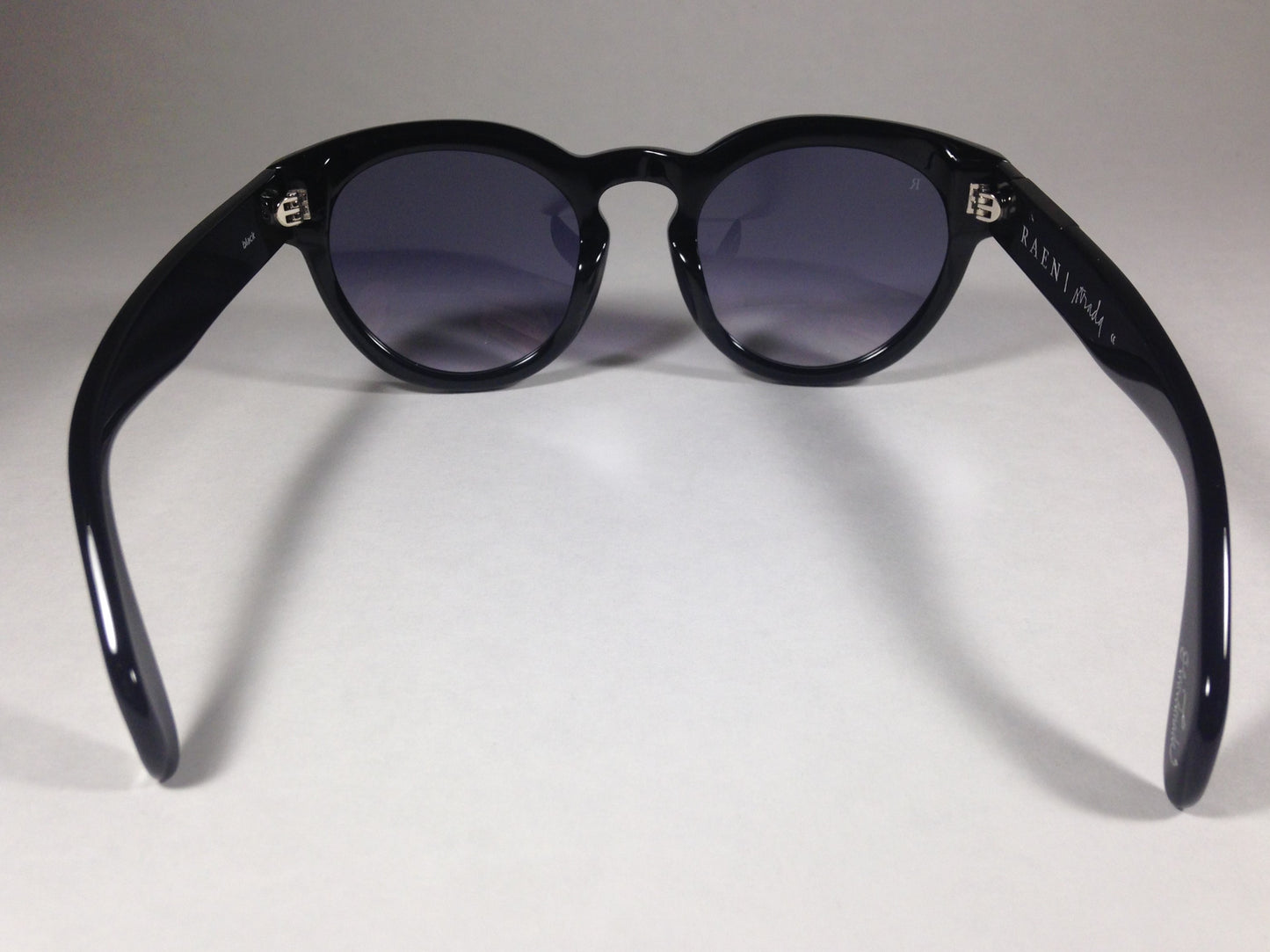 Raen Strada Sunglasses Round Keyhole Black Smoke Gray Gradient Lens Sta-001-Gradsmk - Sunglasses