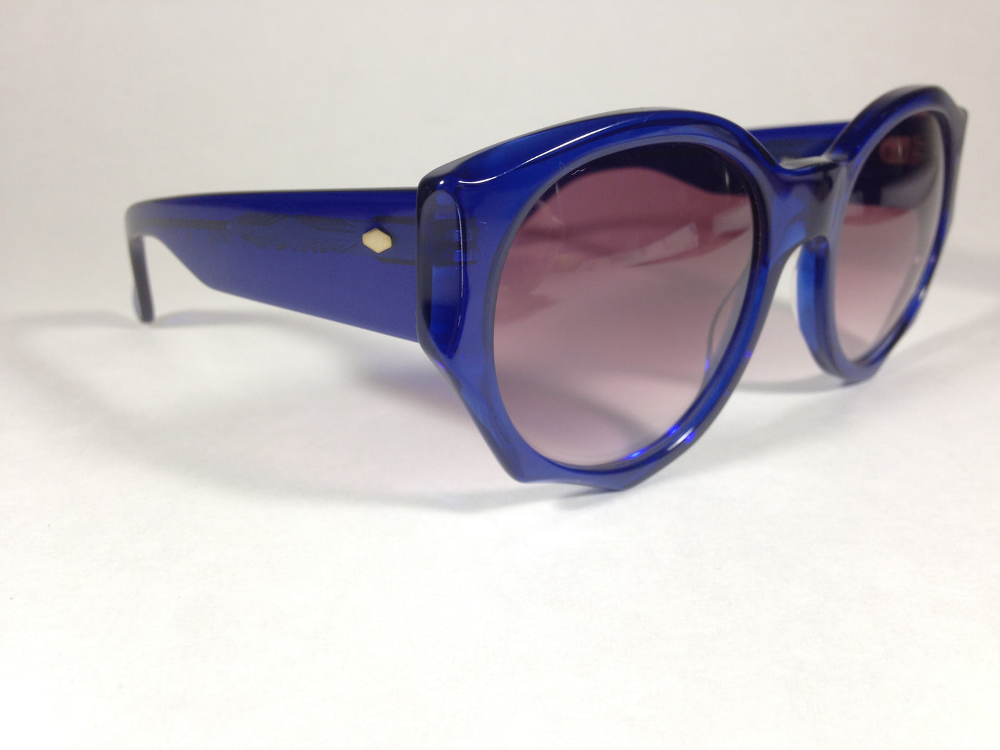 Raen Rotas Blue Crystal Sunglasses Round Clear Pink Rose Gradient Lens Rot-062-Grose - Sunglasses