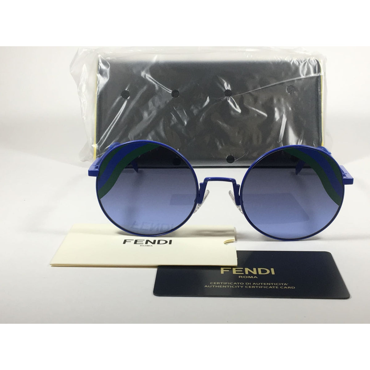 fendi-round-sunglasses-blue- 