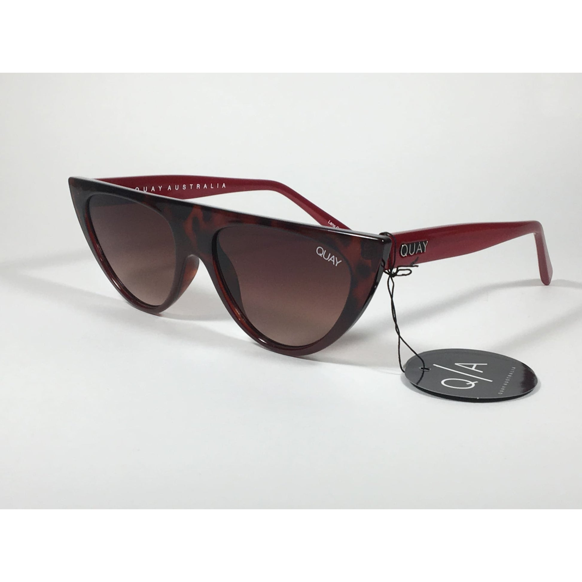 Quay Australia QW000296 TORTRD/BRN Run Away Flat Cat Eye Sunglasses Red Brown Tortoise Gradient Lenses - Sunglasses