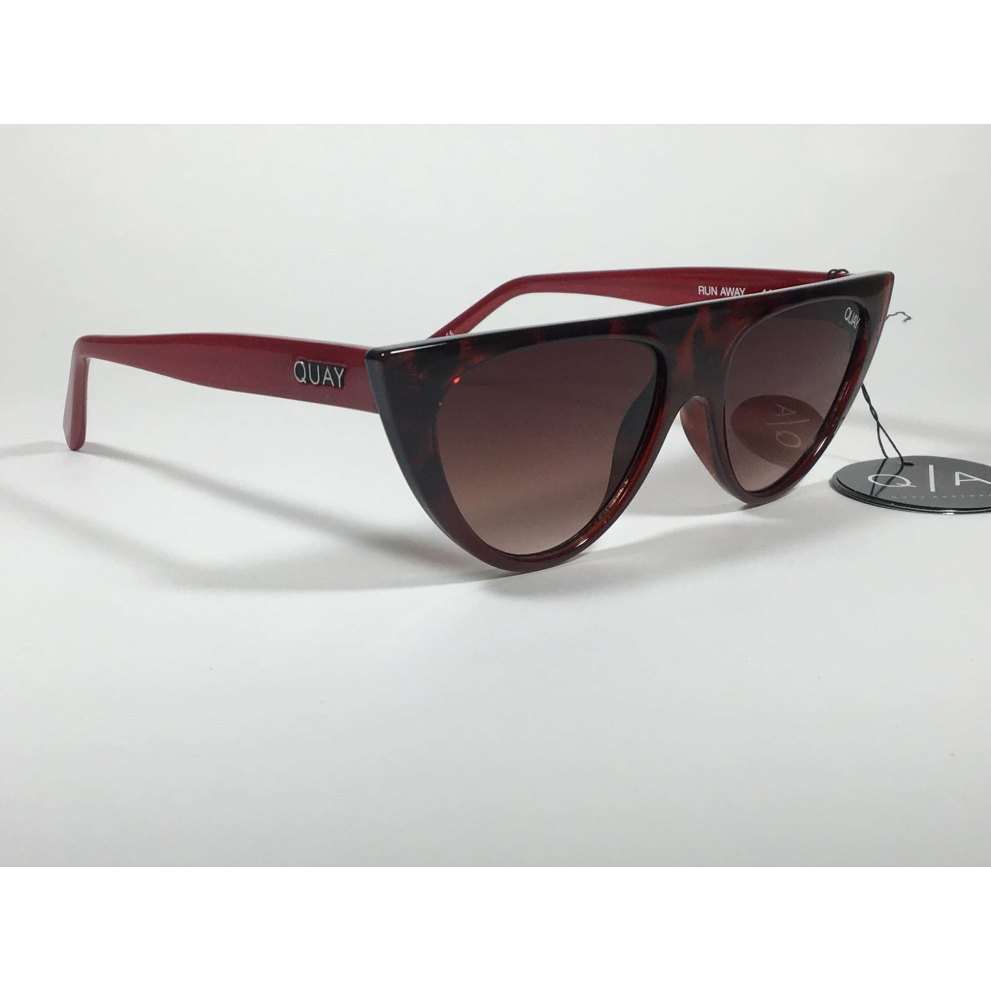Quay Australia QW000296 TORTRD/BRN Run Away Flat Cat Eye Sunglasses Red Brown Tortoise Gradient Lenses - Sunglasses