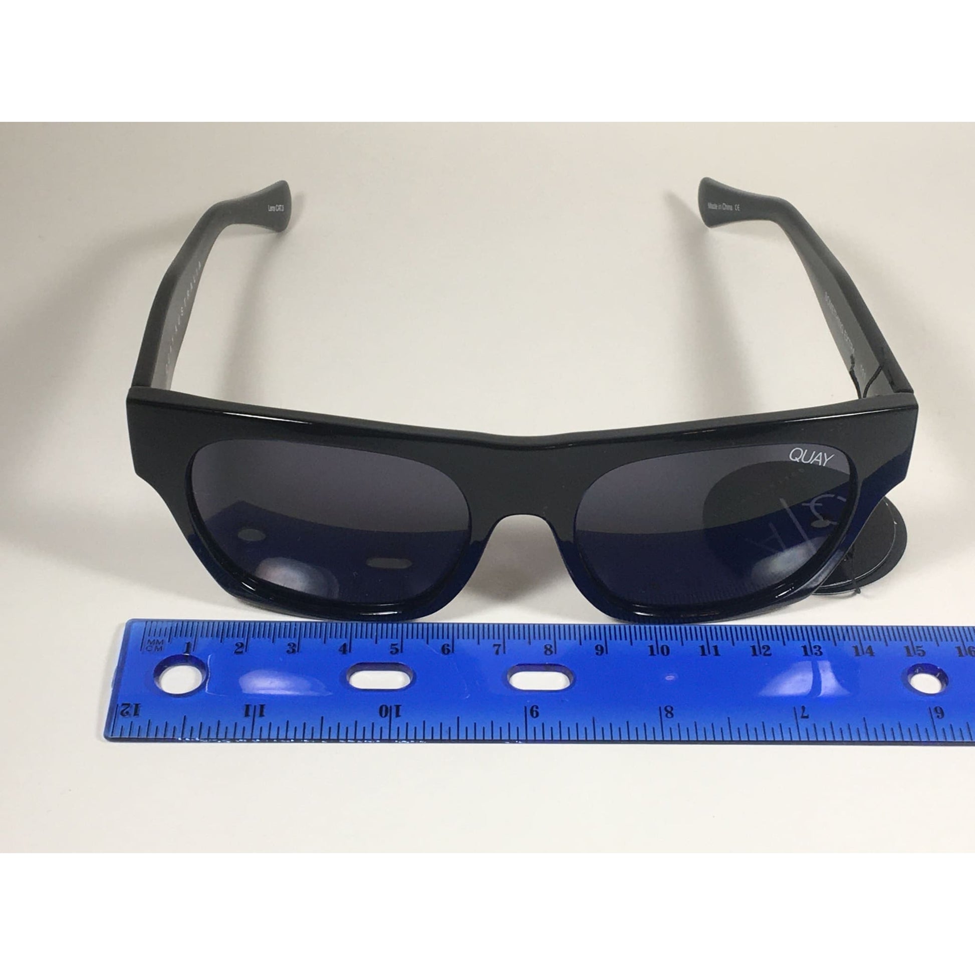 Quay Something Extra Square Sunglasses QW000297 Black Frame Gray Smoke Gradient Lens - Sunglasses